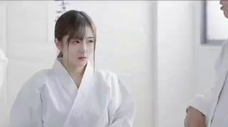 网红美少女E妹在父母卧室前扣逼极品粉穴嫩鲍玩到喷
