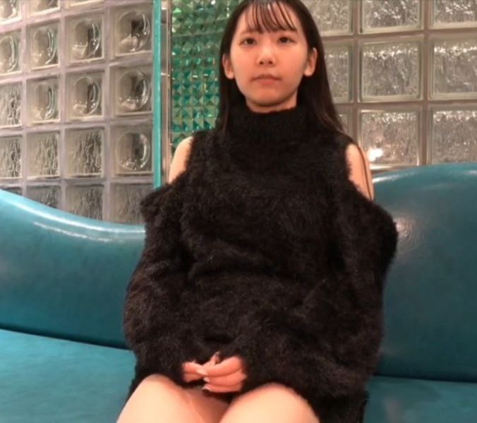 AUKG-576 美熟女レズエステサロン ～娘よりも年下のエステモニター騙し撮り～